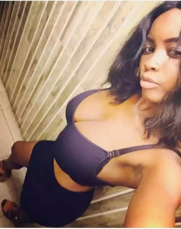 Meet the Slim and Hot Ibadan Girl Driving People Crazy on Social Media (Hot Photos)